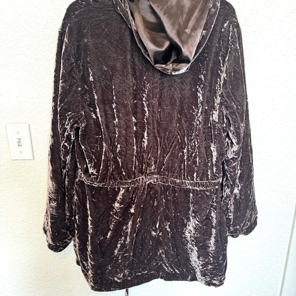 J. Jill Women's XL Burgundy Silk Blend Button Down Jacket Velour Crushed Velvet - Picture 9 of 11